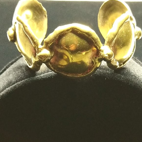 Vintage Marked Handcrafted Bracelet & Earrings - Picture 4 of 8